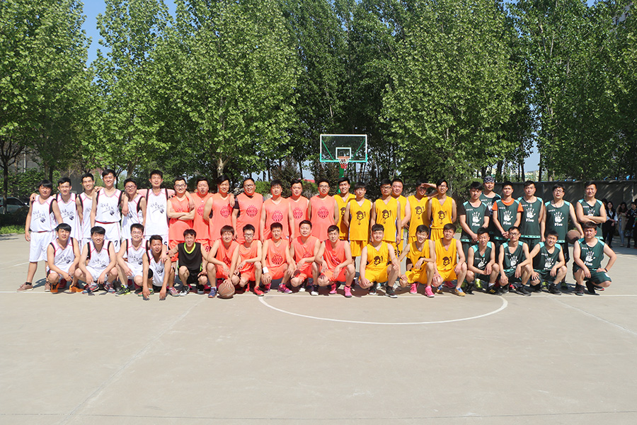 青春無(wú)畏，逐夢(mèng)揚(yáng)威！河南青峰屆“創(chuàng)新杯”員工籃球聯(lián)賽首戰(zhàn)圓滿落幕！